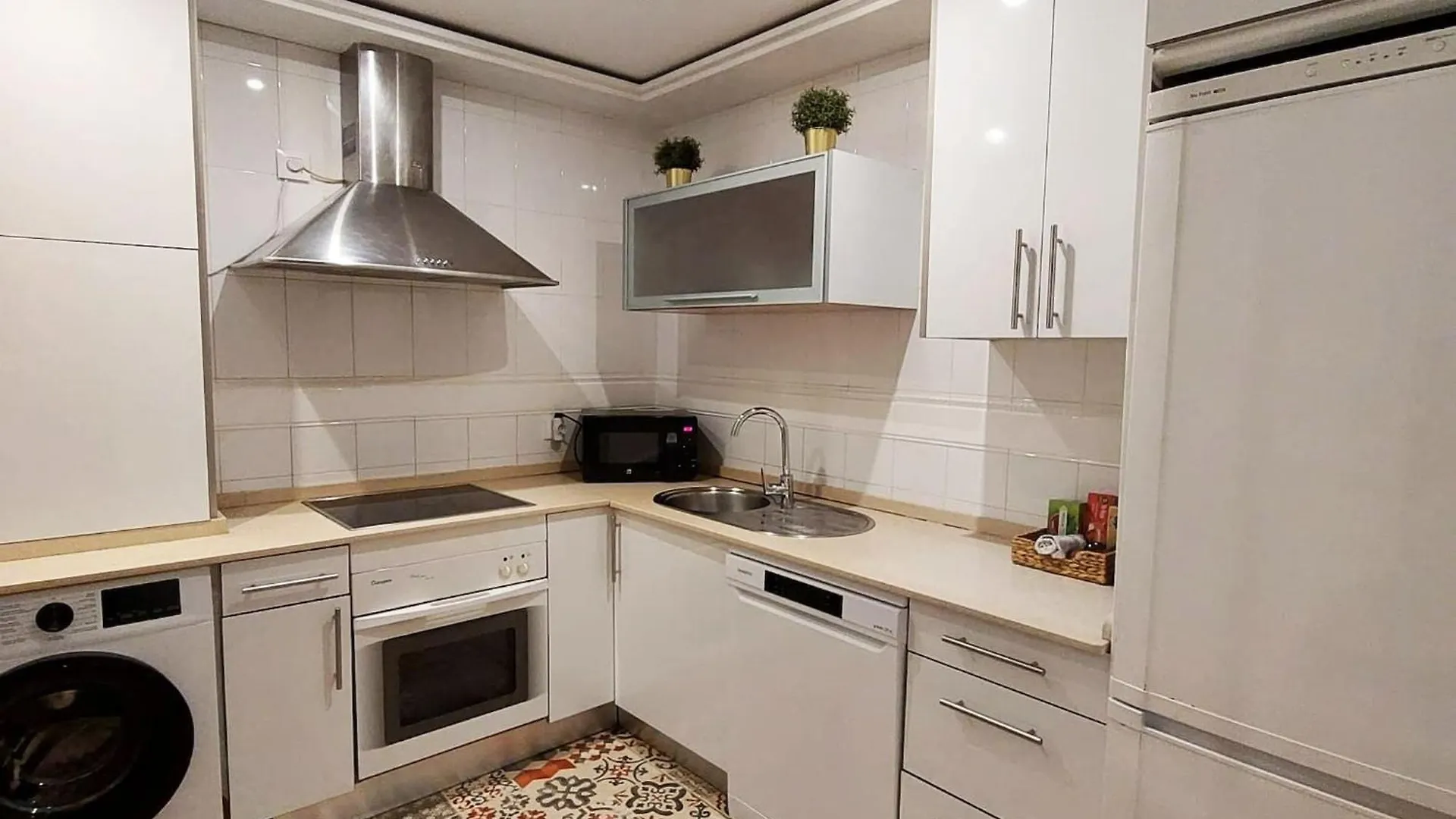 Apartamento Hidden Gem Cristalera Benjumeda in Cadiz Centro